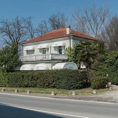 Hotel Villa Giulia Tortona Pokoj fotografie