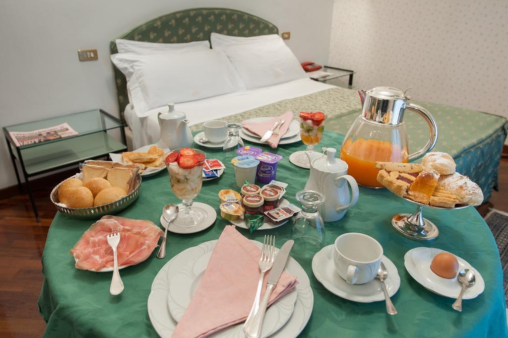 Hotel Villa Giulia Tortona Exteriér fotografie